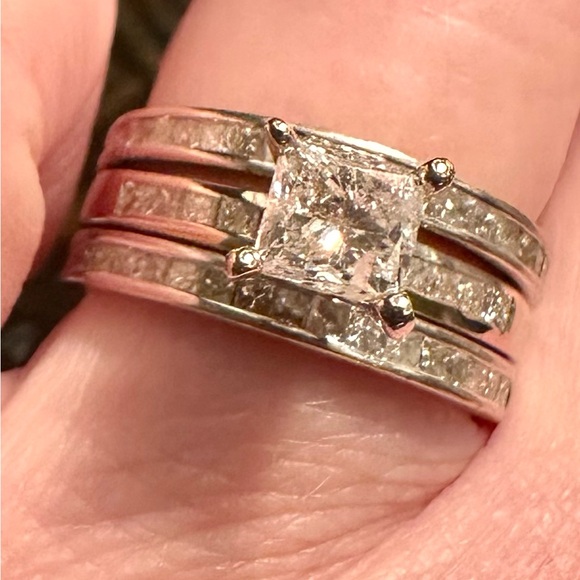 2.5 carat total weight 14k white gold wedding set - Picture 1 of 5